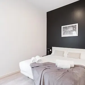 Deco Barcelona-eixample , برشلونة إسبانيا