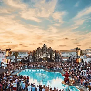 5* فندق Ushuaia Ibiza - Adults Only - Club Entrance Included